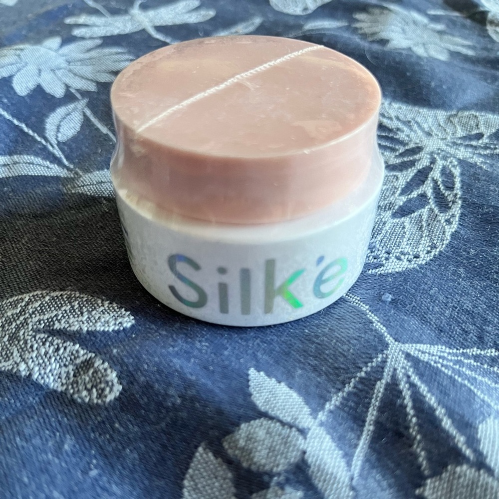 Silk’s deep conditioning hair mask 1.5oz